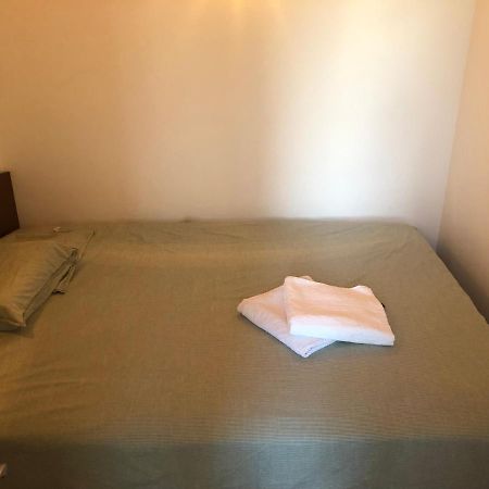 Lovely 1 Bedroom Apartment Close To Old Town Bucureşti Exterior foto